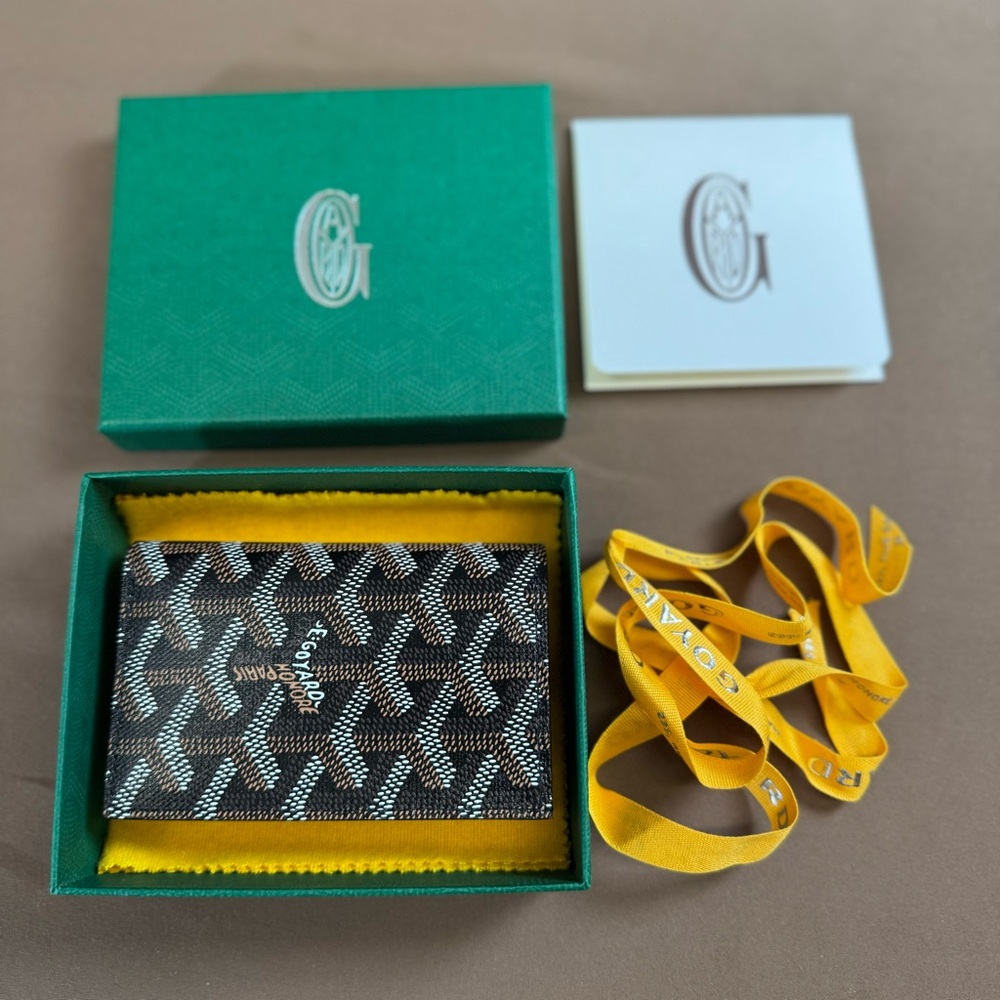 goyard Card holder